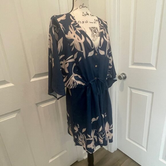 CUPSHE DRESS OVERSIZED SZ M  FLARED SLEEVES NAVY BLUE TAN BEACHY CHIC SUMMER - Picture 14 of 16